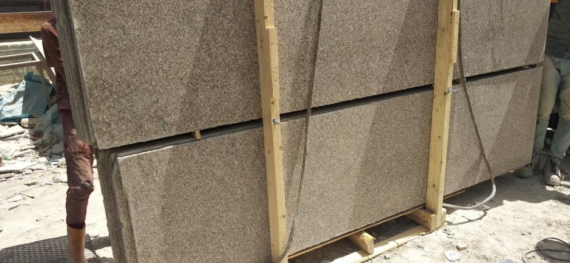 Rosa el Nasr Granite slabs  